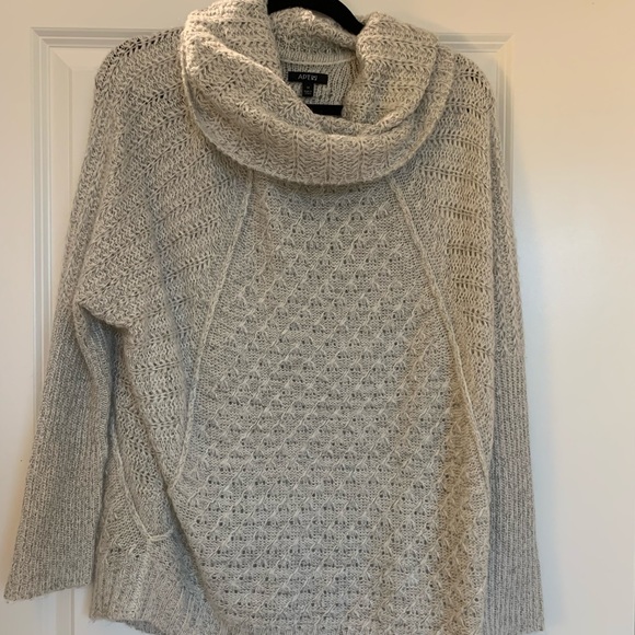 Apt 9 Turtle Neck Silver Sweater - Picture 1 of 1